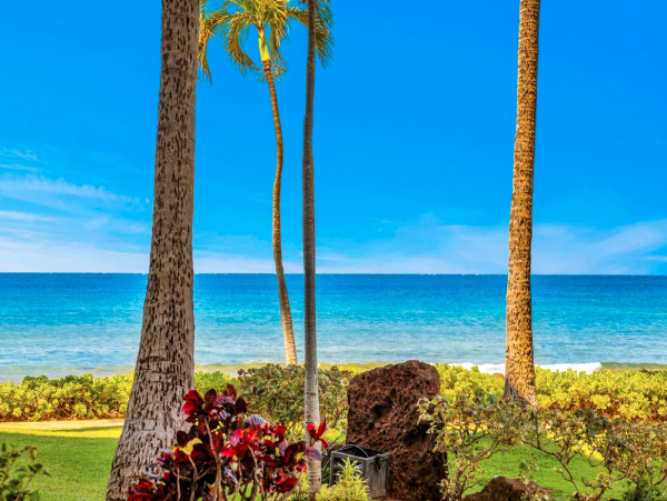 Luxurious 4-Bedroom Maui Retreat in Kaanapali